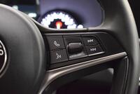 Alfa Romeo Stelvio vaihtoauto