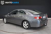 Honda Accord vaihtoauto