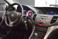 Honda Accord vaihtoauto