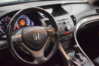 Honda Accord vaihtoauto