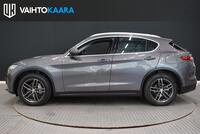Alfa Romeo Stelvio vaihtoauto