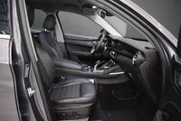 Alfa Romeo Stelvio vaihtoauto