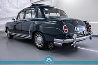 Mercedes-Benz 220 vaihtoauto