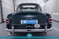 Mercedes-Benz 220 vaihtoauto