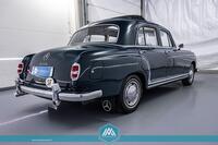 Mercedes-Benz 220 vaihtoauto