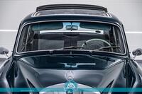 Mercedes-Benz 220 vaihtoauto