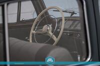 Mercedes-Benz 220 vaihtoauto