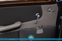 Mercedes-Benz 220 vaihtoauto
