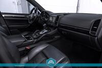 Porsche Cayenne vaihtoauto