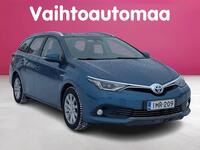 Toyota Auris vaihtoauto