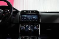 Jaguar XE vaihtoauto