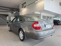 Toyota Camry vaihtoauto