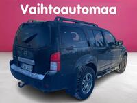Nissan Pathfinder vaihtoauto
