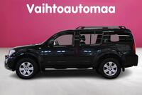 Nissan Pathfinder vaihtoauto