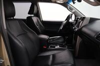 Toyota Land Cruiser vaihtoauto