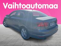 Volkswagen Jetta vaihtoauto