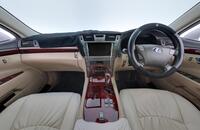 Lexus LS vaihtoauto