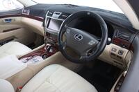 Lexus LS vaihtoauto