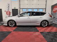 Toyota Caldina vaihtoauto