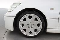 Toyota Celsior vaihtoauto