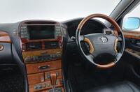 Toyota Celsior vaihtoauto