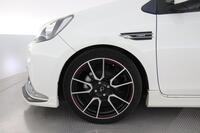 Toyota Aqua vaihtoauto