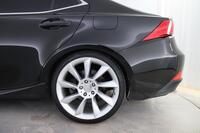 Lexus IS vaihtoauto