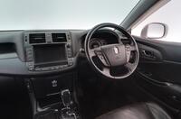 Toyota Crown vaihtoauto