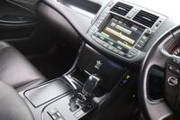 Toyota Crown vaihtoauto