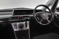 Honda Elysion vaihtoauto
