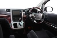 Toyota Vellfire vaihtoauto