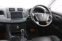 Toyota Crown vaihtoauto