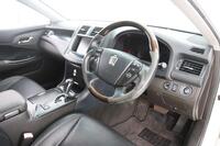 Toyota Crown vaihtoauto