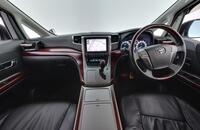 Toyota Alphard vaihtoauto