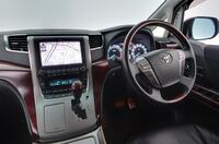 Toyota Alphard vaihtoauto