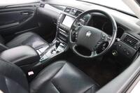 Toyota Crown vaihtoauto