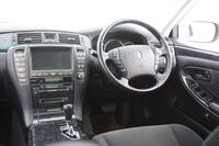 Toyota Crown vaihtoauto