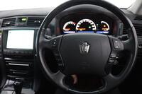 Toyota Crown vaihtoauto