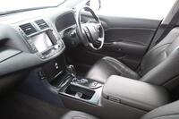 Toyota Crown vaihtoauto