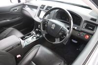 Toyota Crown vaihtoauto