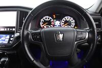 Toyota Crown vaihtoauto