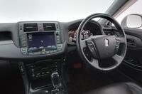 Toyota Crown vaihtoauto