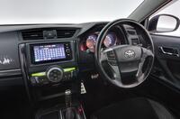 Toyota Mark X vaihtoauto