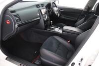 Toyota Mark X vaihtoauto