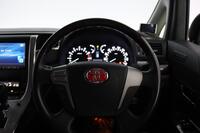 Toyota Vellfire vaihtoauto