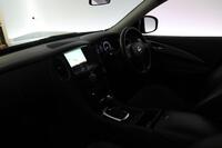 Nissan Skyline vaihtoauto