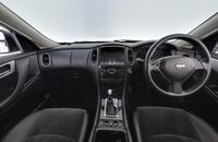 Nissan Skyline vaihtoauto