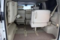 Nissan Elgrand vaihtoauto