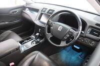 Toyota Crown vaihtoauto