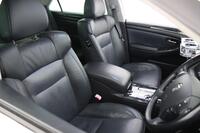 Toyota Crown vaihtoauto